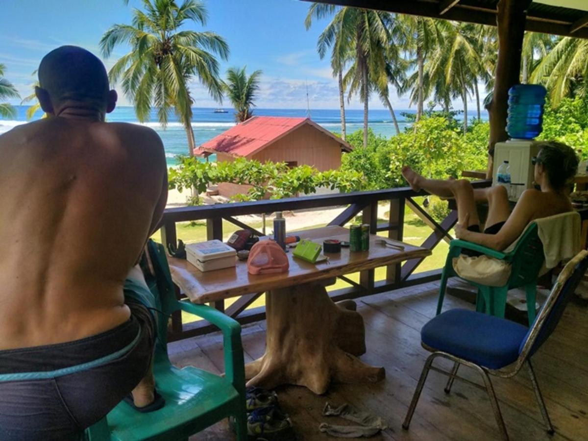 Surf Homestay Katiet 외부 사진