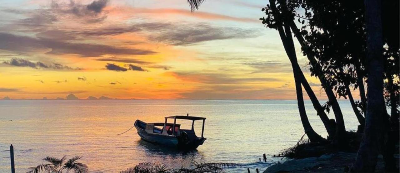 Surf Homestay Katiet 외부 사진